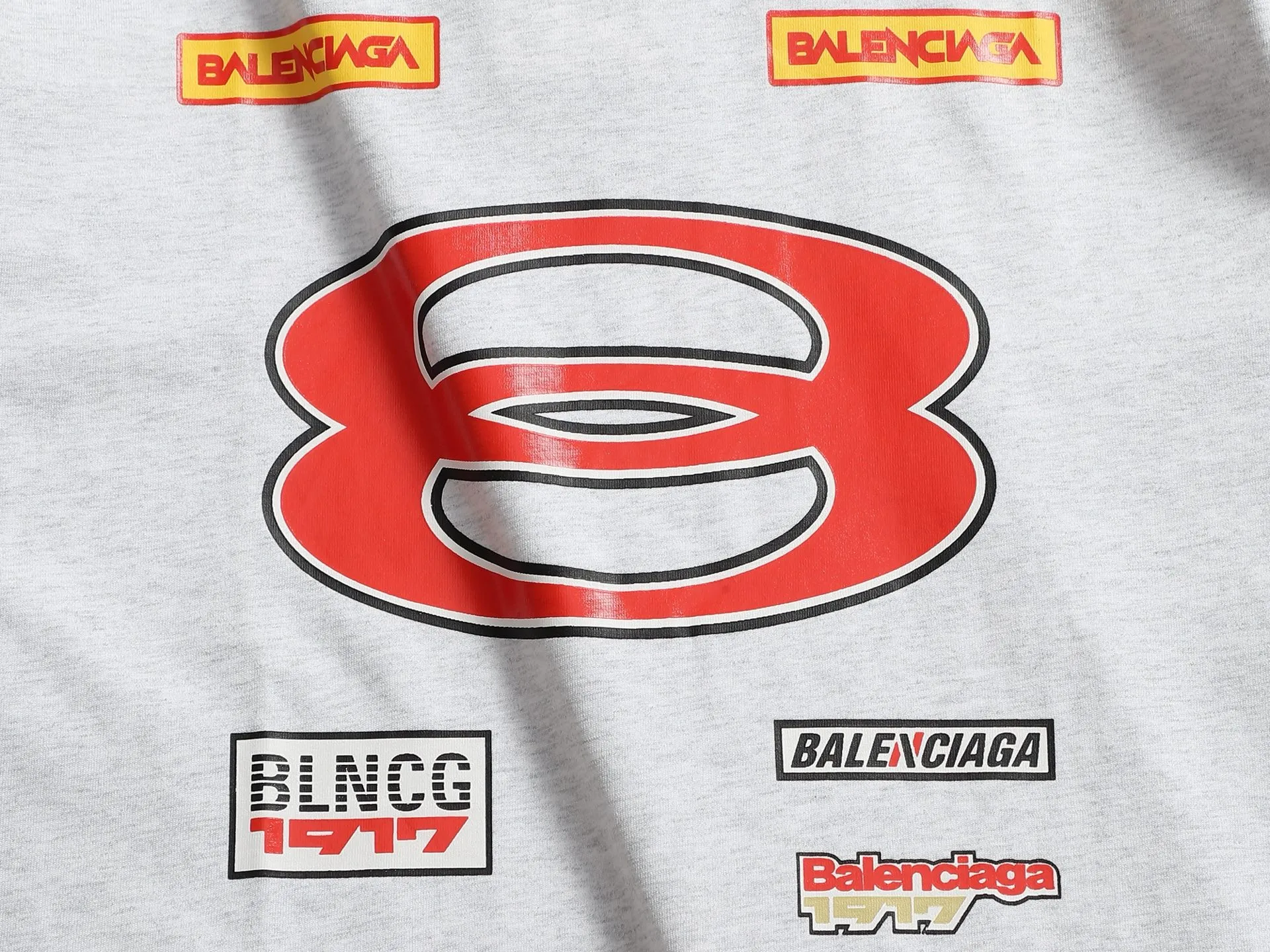 BALENCIAGA 2026 Logo Logo ， Retro Same Style T 320 Versatile : Black Gray Size：XS S M L